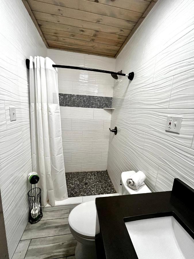 Gulf Coast Inn Gulf Breeze Εξωτερικό φωτογραφία
