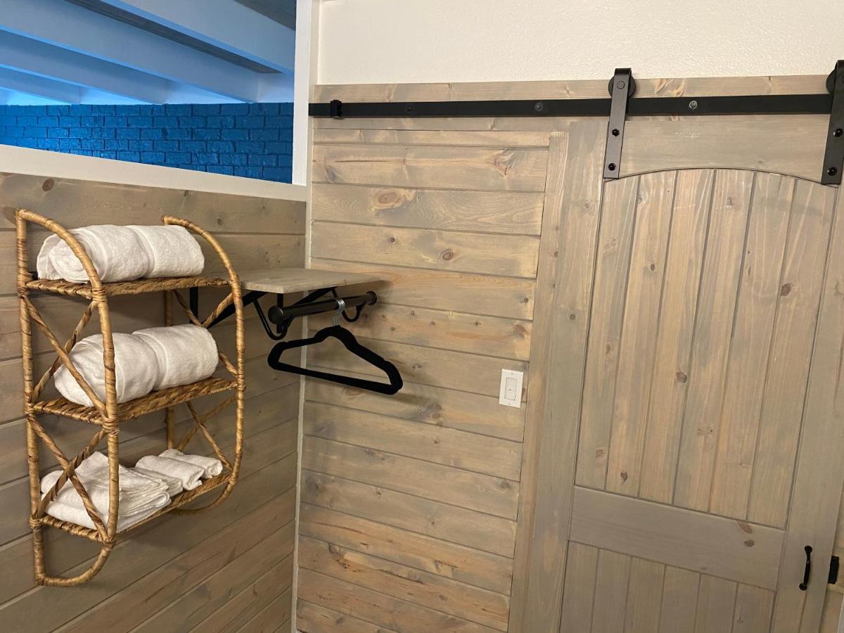 Gulf Coast Inn Gulf Breeze Εξωτερικό φωτογραφία