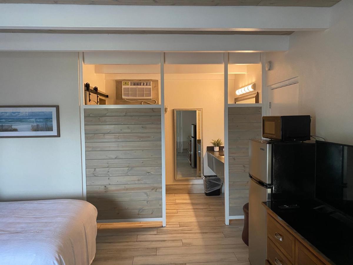 Gulf Coast Inn Gulf Breeze Εξωτερικό φωτογραφία